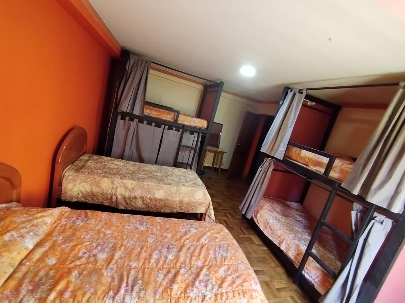 Yati Hostal Ла Пас Екстериор снимка