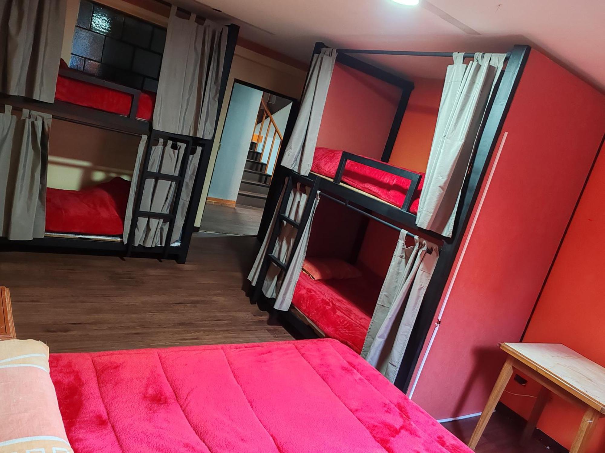 Yati Hostal Ла Пас Екстериор снимка